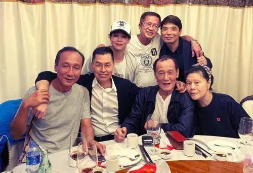 揭秘澳门六哥背后的故事，家族传奇与时代风云的交织