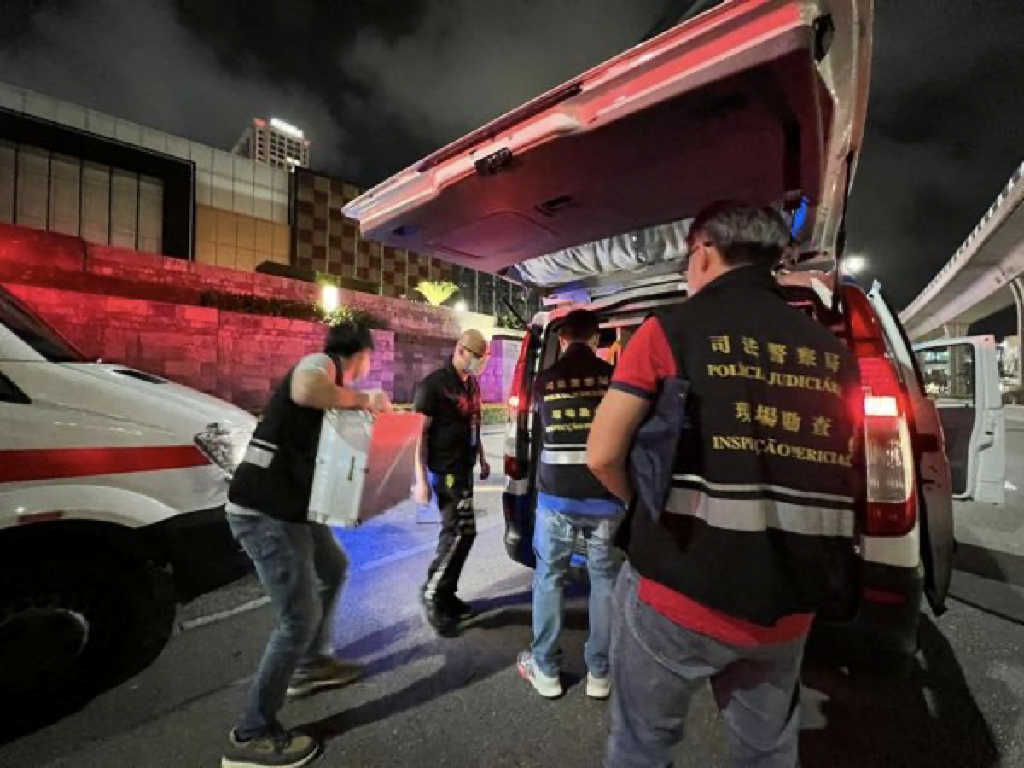 揭秘澳门六公叔内部爆料事件真相，网络谣言与现实之间的迷雾